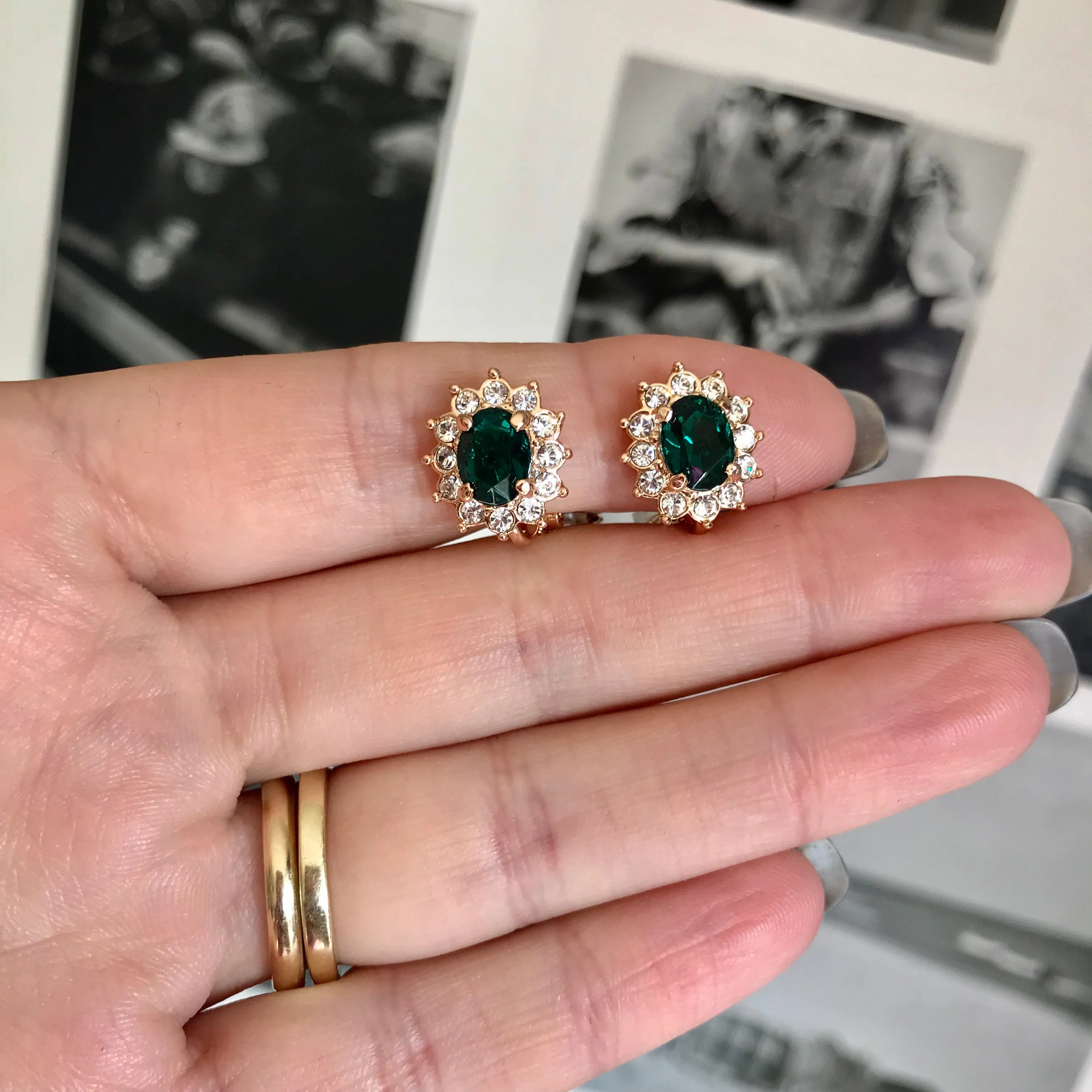 Ann Rose Gold Green Clip-On Earrings