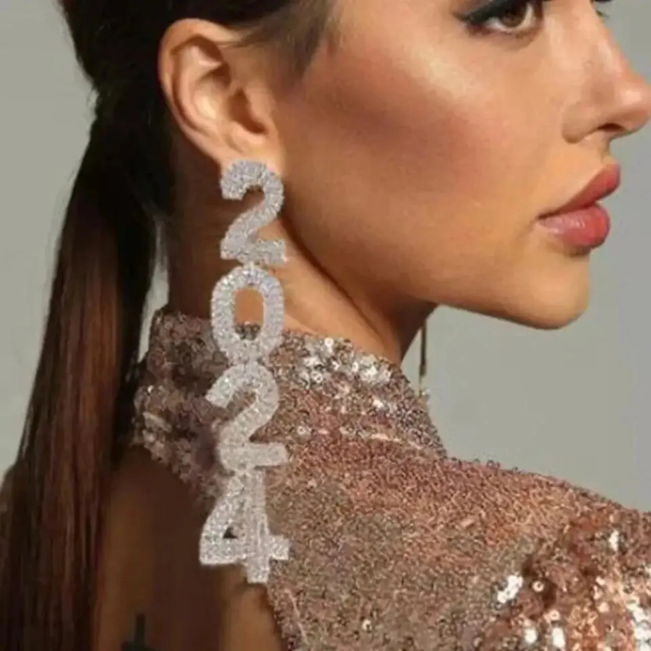 Class of 2024 Earrings - 2024 Earrings, Graduate Earrings, Class of 24, Grad Earrings, Graduation Accessories, Handmade Earrings, Senior Photos