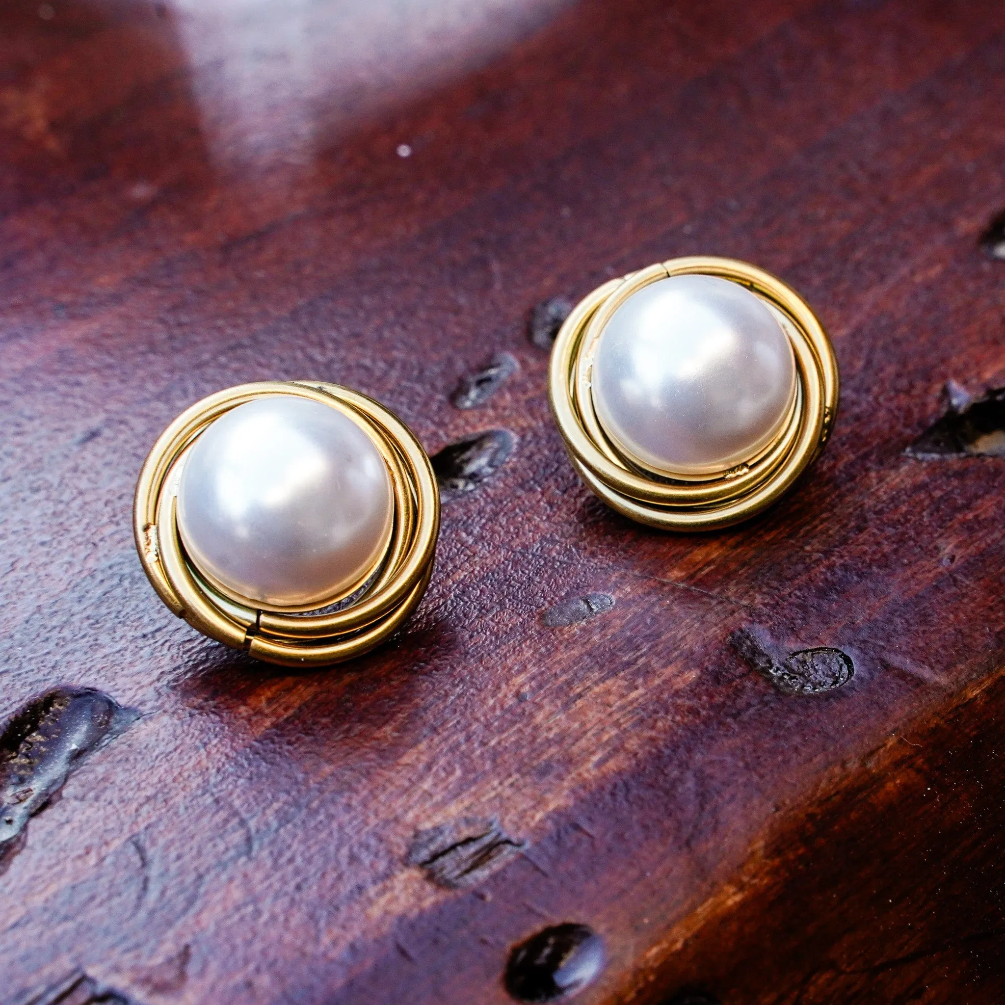 Classic Pearl Elegance Earrings