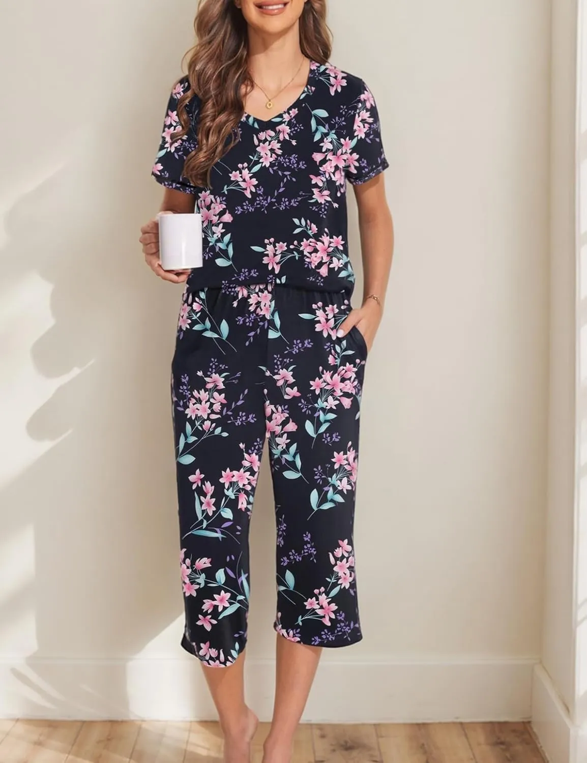 Ekouaer 2 Pack Women's Pajama Sets Short Sleeve Two-Piece Pjs V Neck Tops & Capri Pants Printed Lounge Sets S-3XL